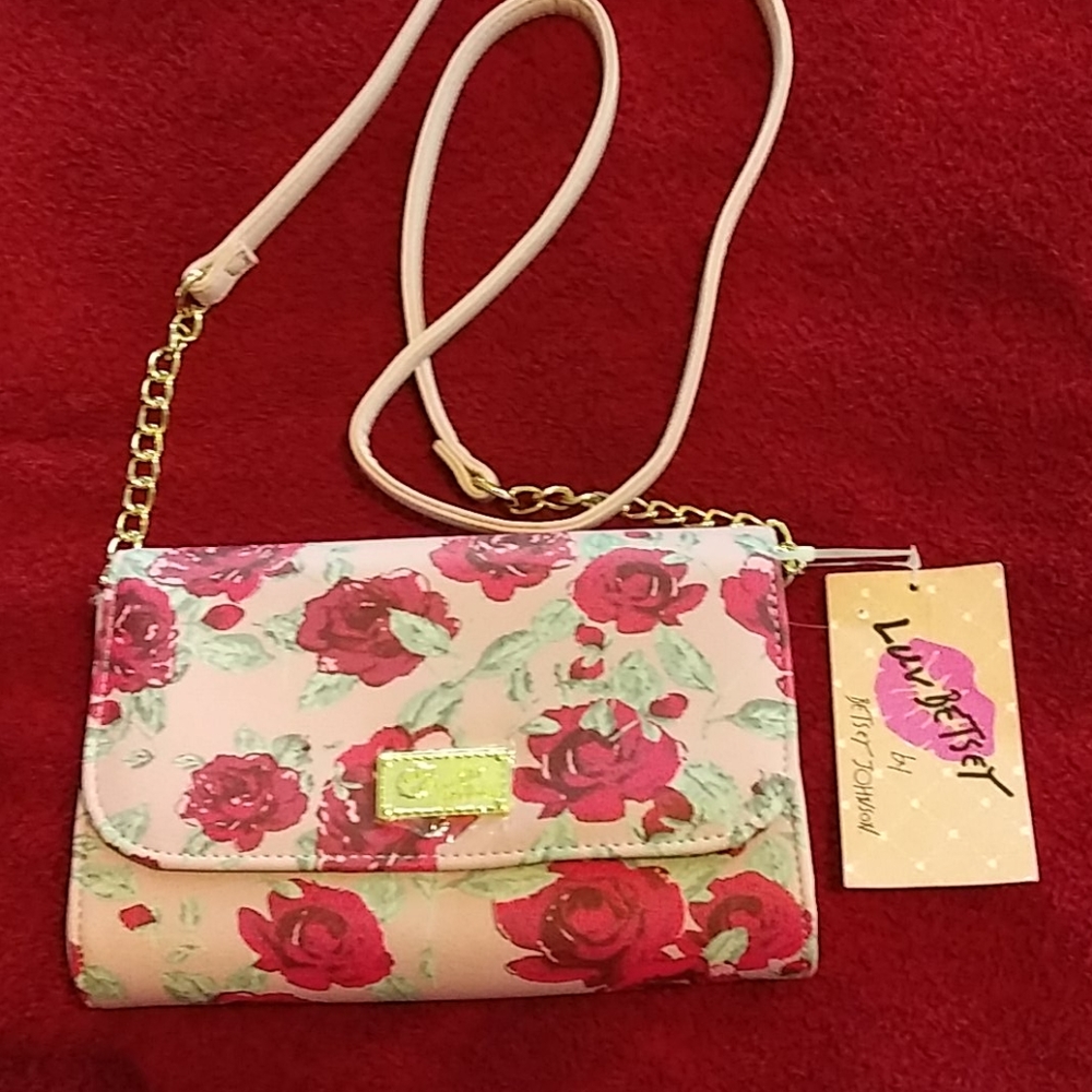 LUV BETSEY CROSSBODY
